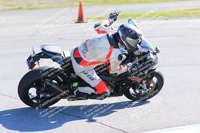 media/Jan-20-2023-Fastrack Riders (Fri) [[f2ad32aba3]]/Level 1/session 3 turn 9/